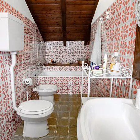 Sequoia Loft - Family Maggiore Apartmán